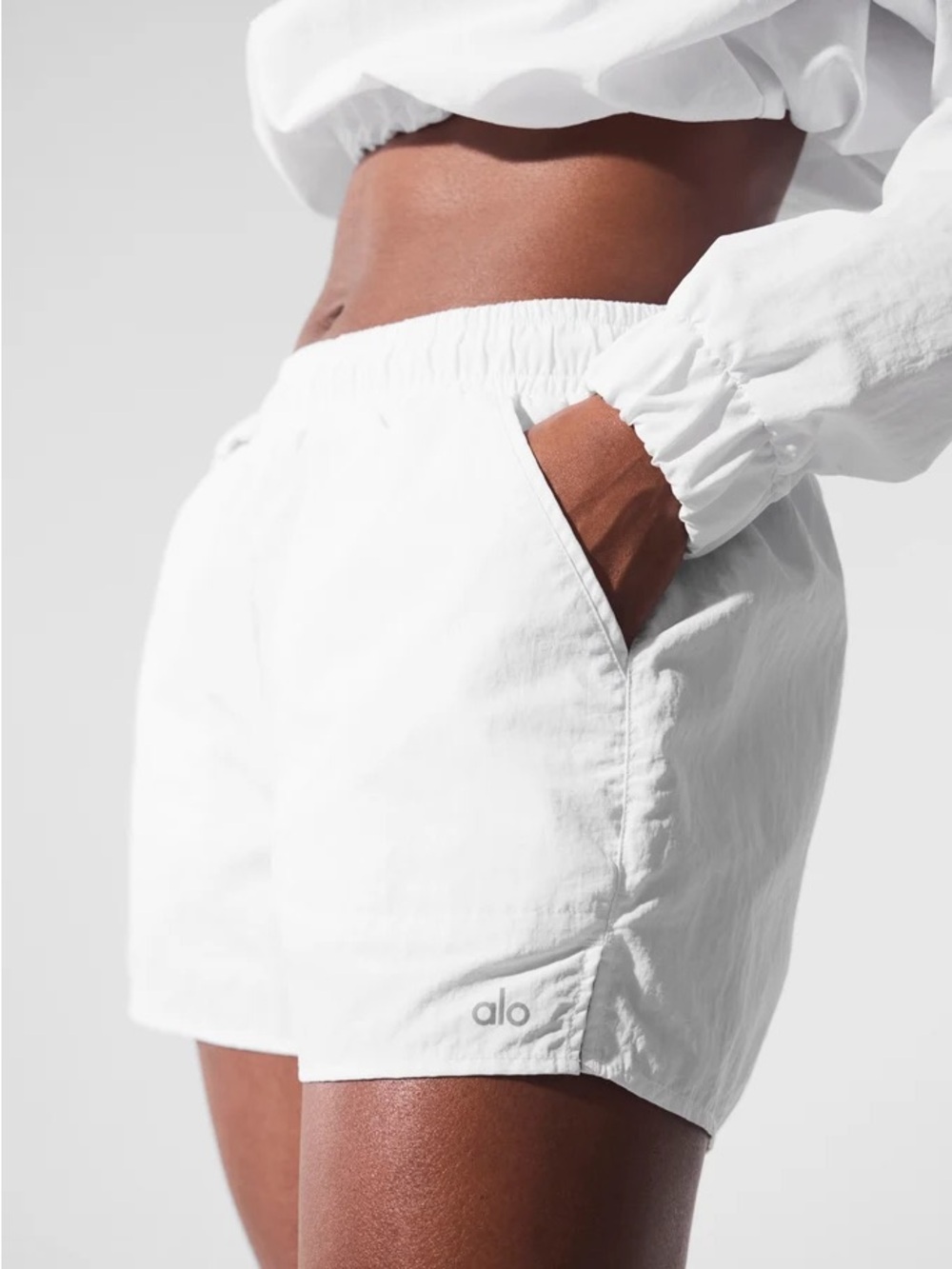 Alo Yoga Alumni Short White Lightweight Athletic Shorts Size Small
